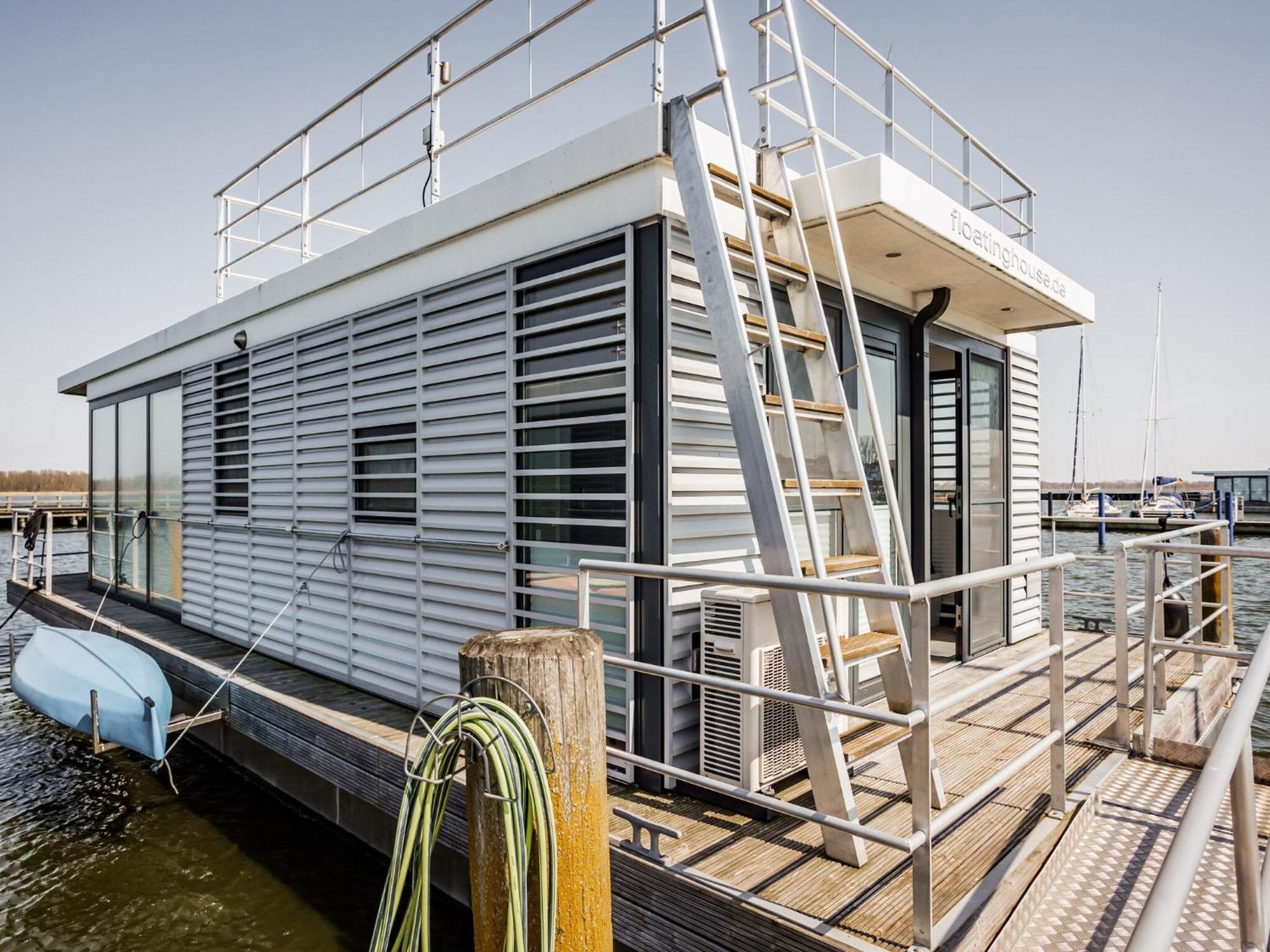 Hotel Houseboat Floating House Marie, Ribnitz-Damgarten Exterior foto